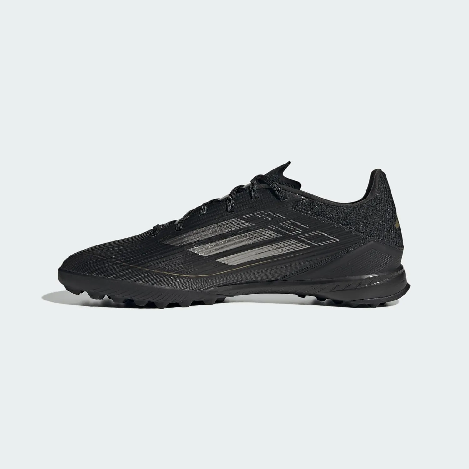 adidas Unisex-Adult F50 League Turf Sneaker, EU