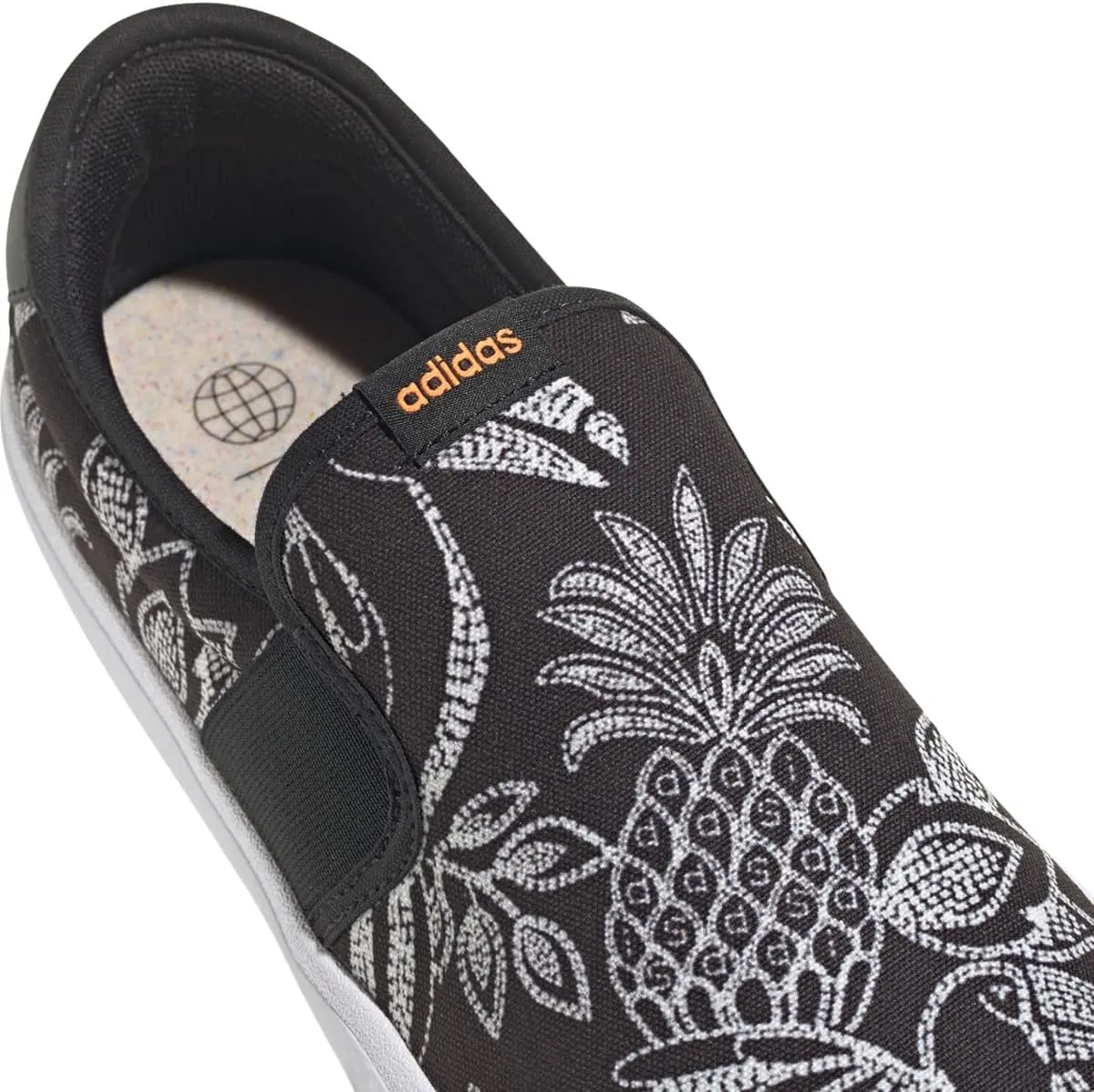 adidas Unisex-Adult Vulcraid3r Slip on Skate Shoes