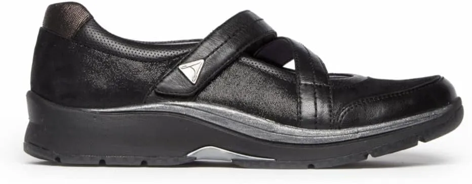 Aravon Women's Pyper Cross Strap Sneaker