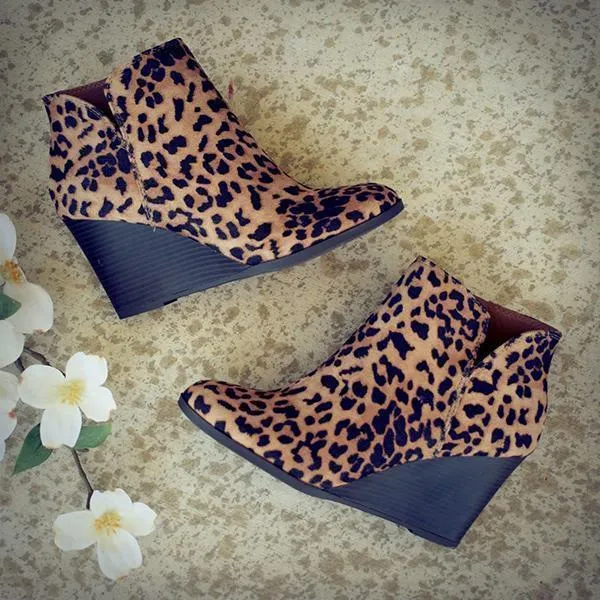 Comfortable and durable orthopedic Wedge