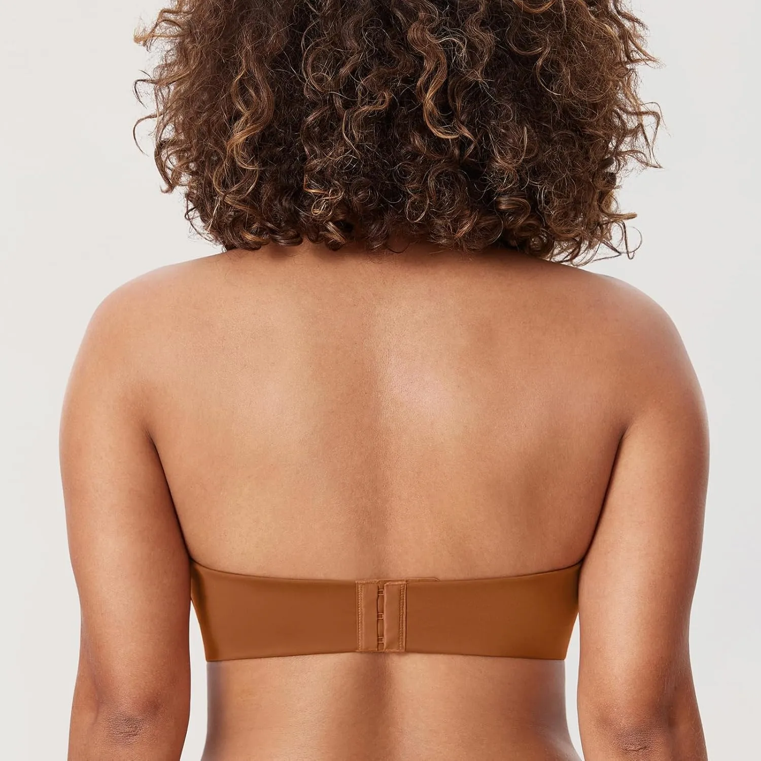 DELIMIRA Women's Strapless Bra Plunge Push Up for Big Busted Seamless Slightly Lined Support Lift Plus Size Invisible