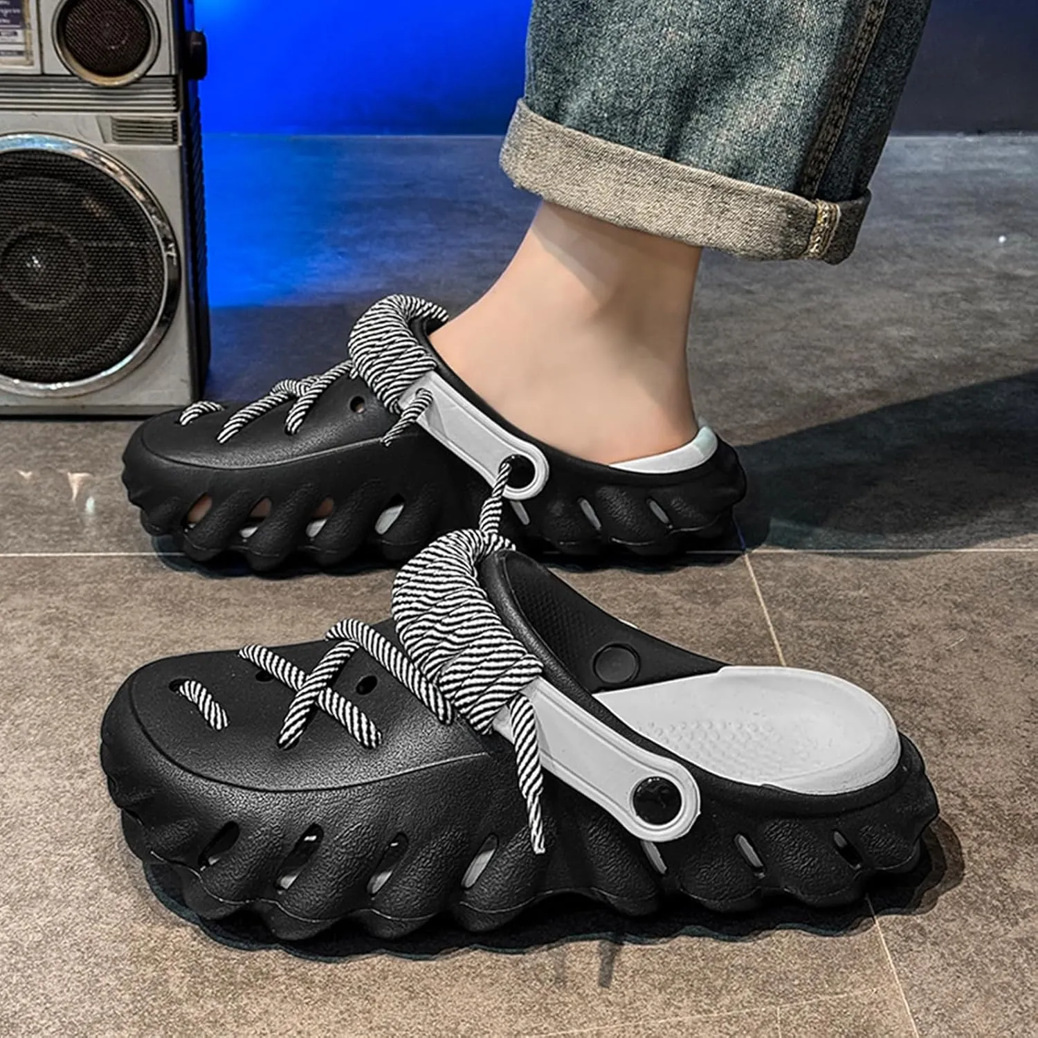 Fashion clogs for men non slip and comfortable foam runner cloud slides for indoor and outdoor pillows sandals for women trendy and classic summer beach shoes slippers