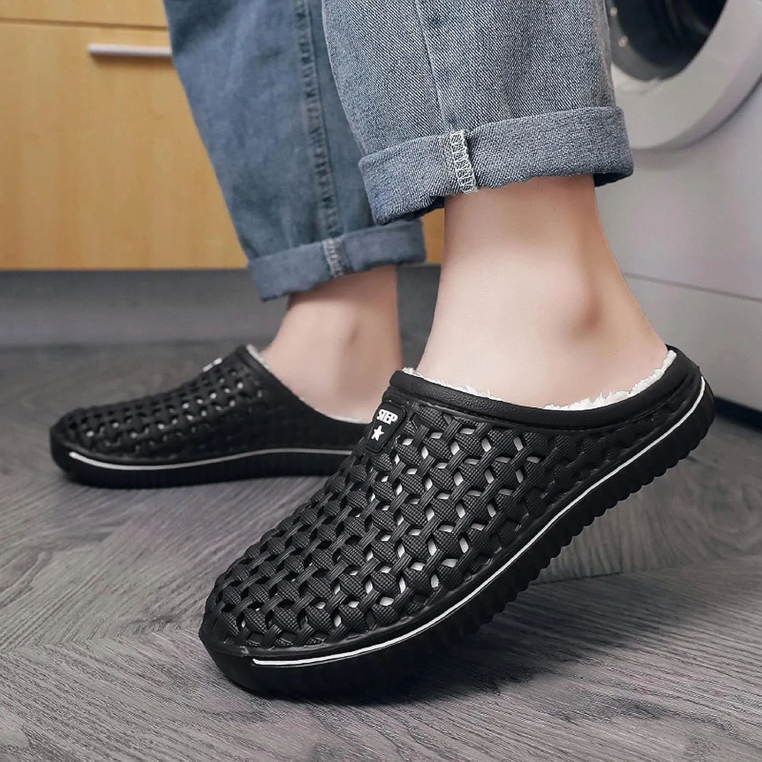FLIOZY Mens Womens Warm Lined Clog Breathable Mesh House Slippers Winter Slip On Walking Garden Shoes