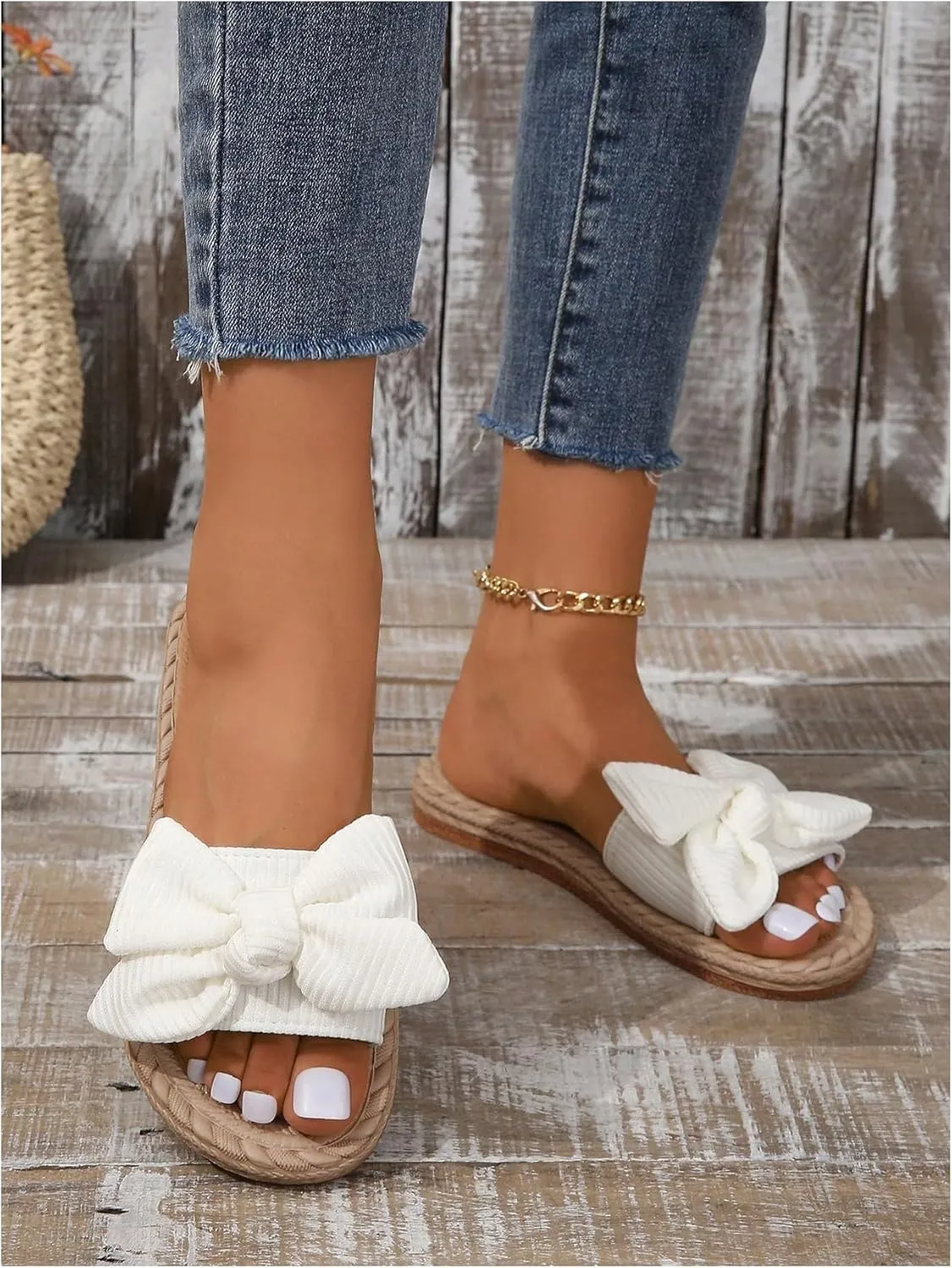 GORGLITTER Women's Bow Beach Flat Sandals Open Toe Slip on Slide Sandals