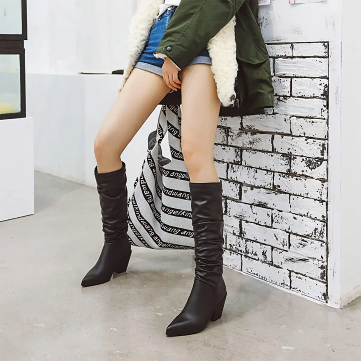 Hello Shero Stacked Chunky High Heel Slouch Boots for Women Pull-on Pointed Toe Winter Knee High Boots Classic Warm Winter Fur Lining Dress Shoes