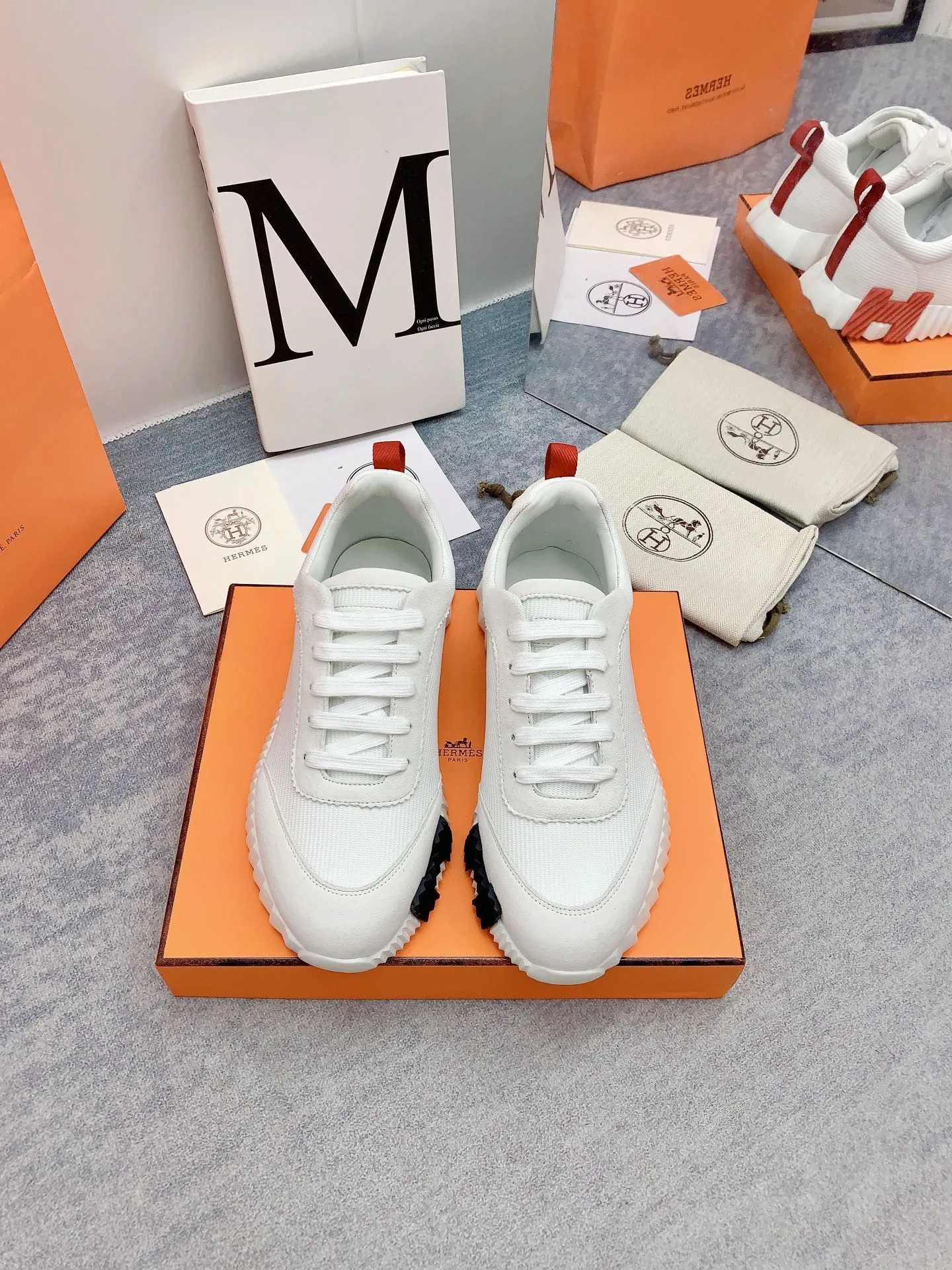 HM Bouncing Sneaker In White Mesh Fabric 106463