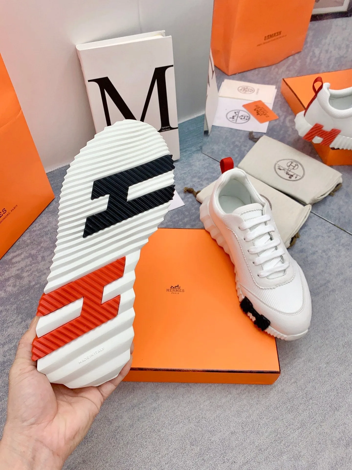 HM Bouncing Sneaker In White Mesh Fabric 106463