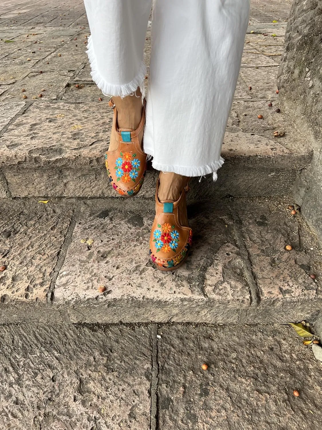 Macarena Collection Women's Handcrafted Leather Platform Sandals with Floral Embroidery - Comfortable Block Heel Model 134