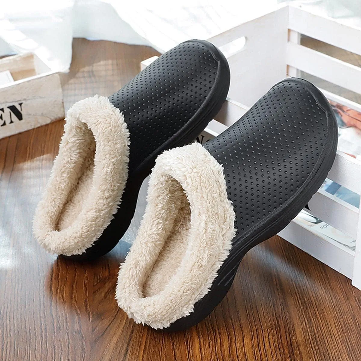 Meidiastra Women’s Mens Fur Lined Clogs Slipper Lightweight Waterproof House Slippers