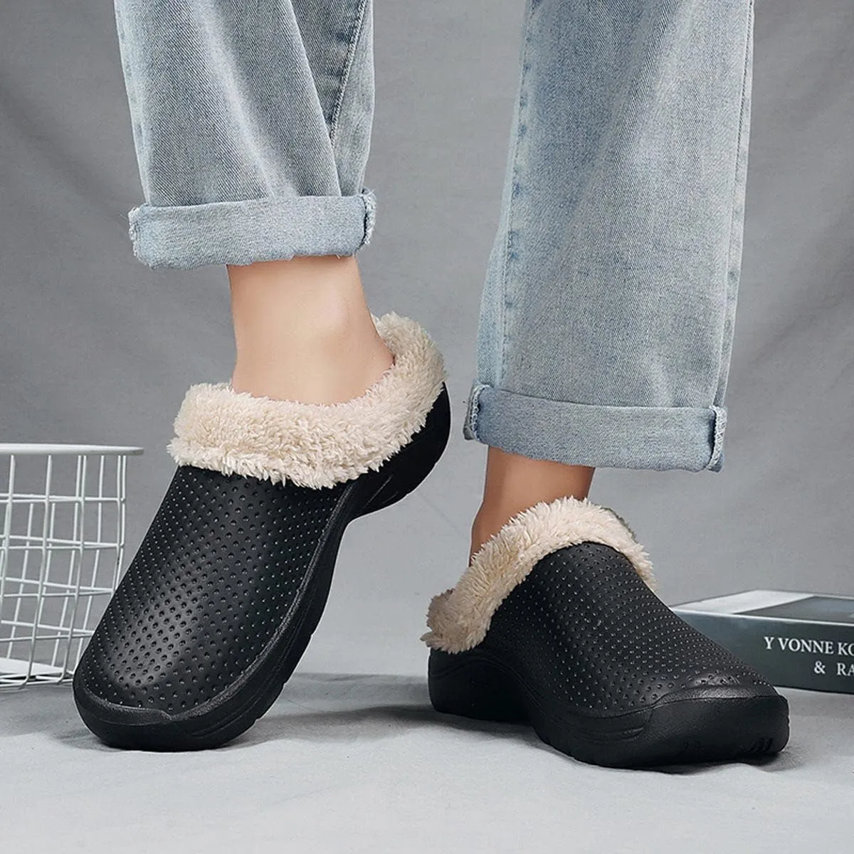 Meidiastra Women’s Mens Fur Lined Clogs Slipper Lightweight Waterproof House Slippers