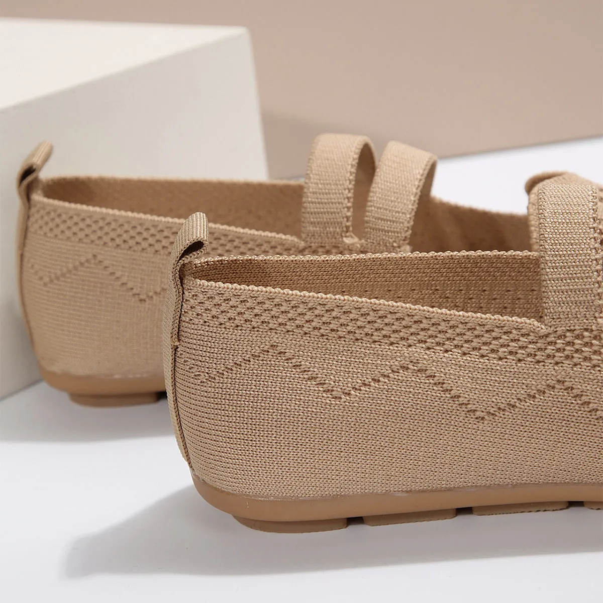 Mesh Slip-on Knit Shoes