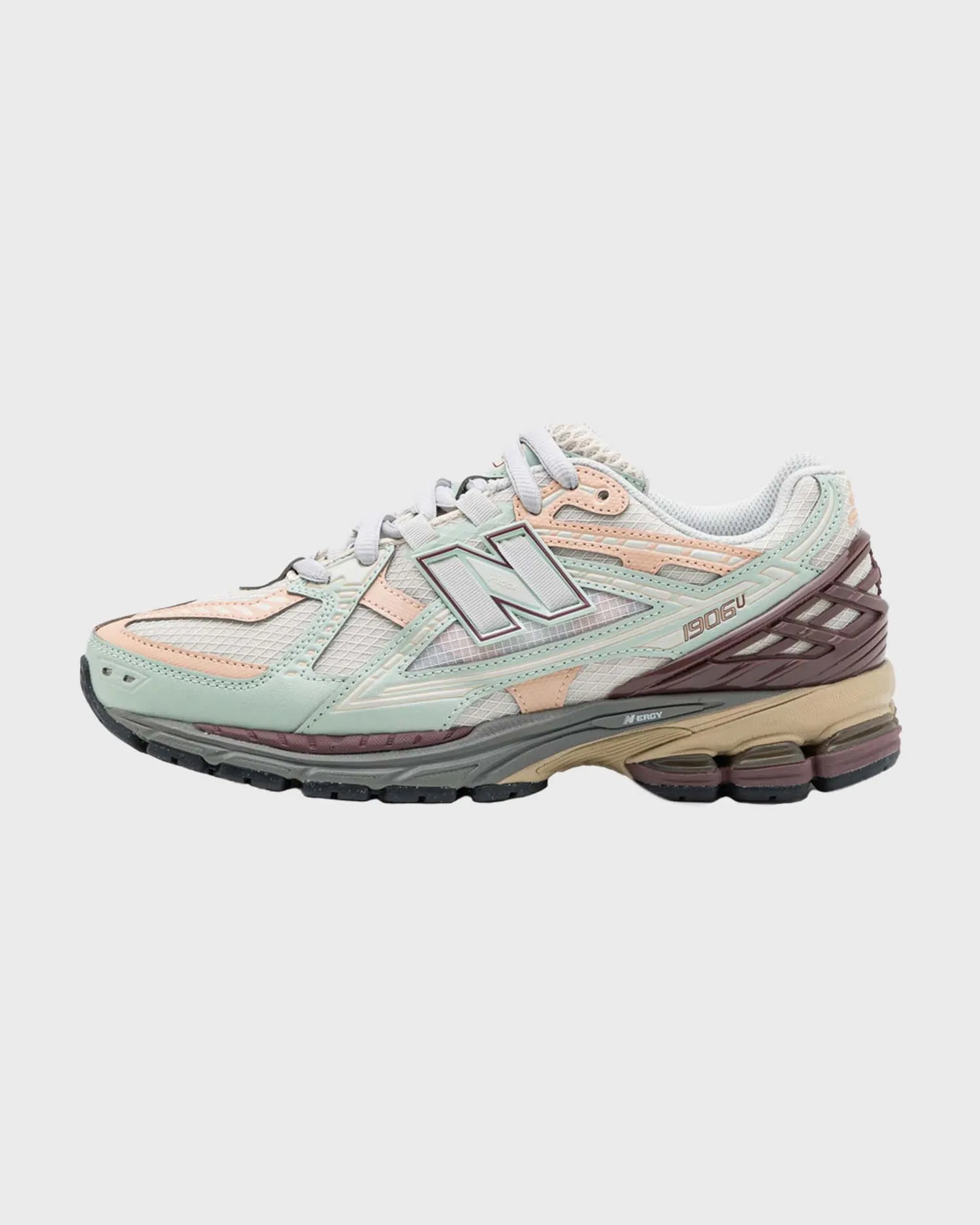 New Balance 1906 Sneaker Clay Ash Licorice