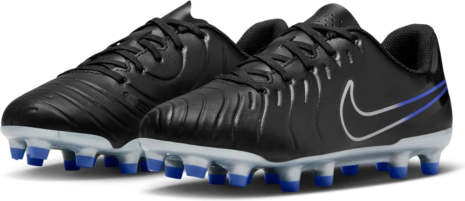 NIKE Men's Legend 10 Sneaker