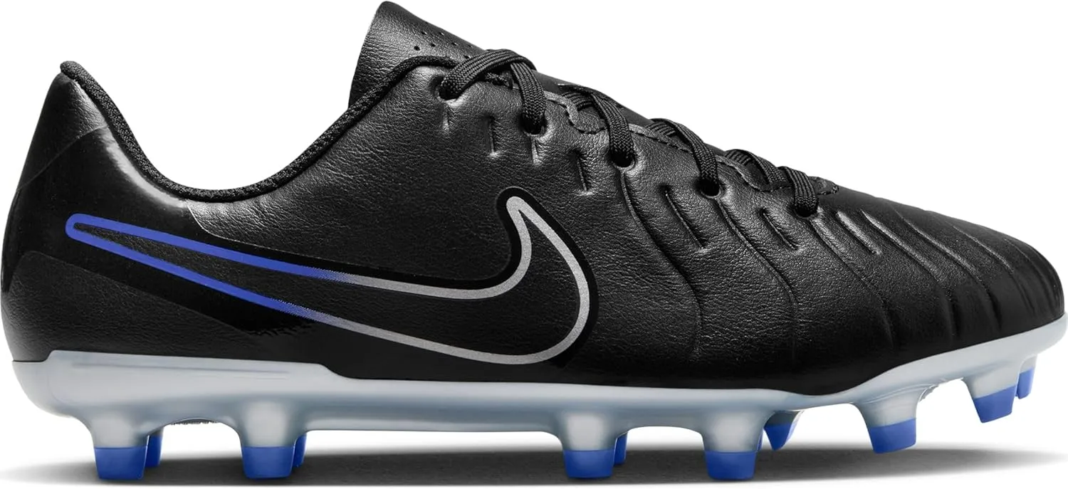NIKE Men's Legend 10 Sneaker