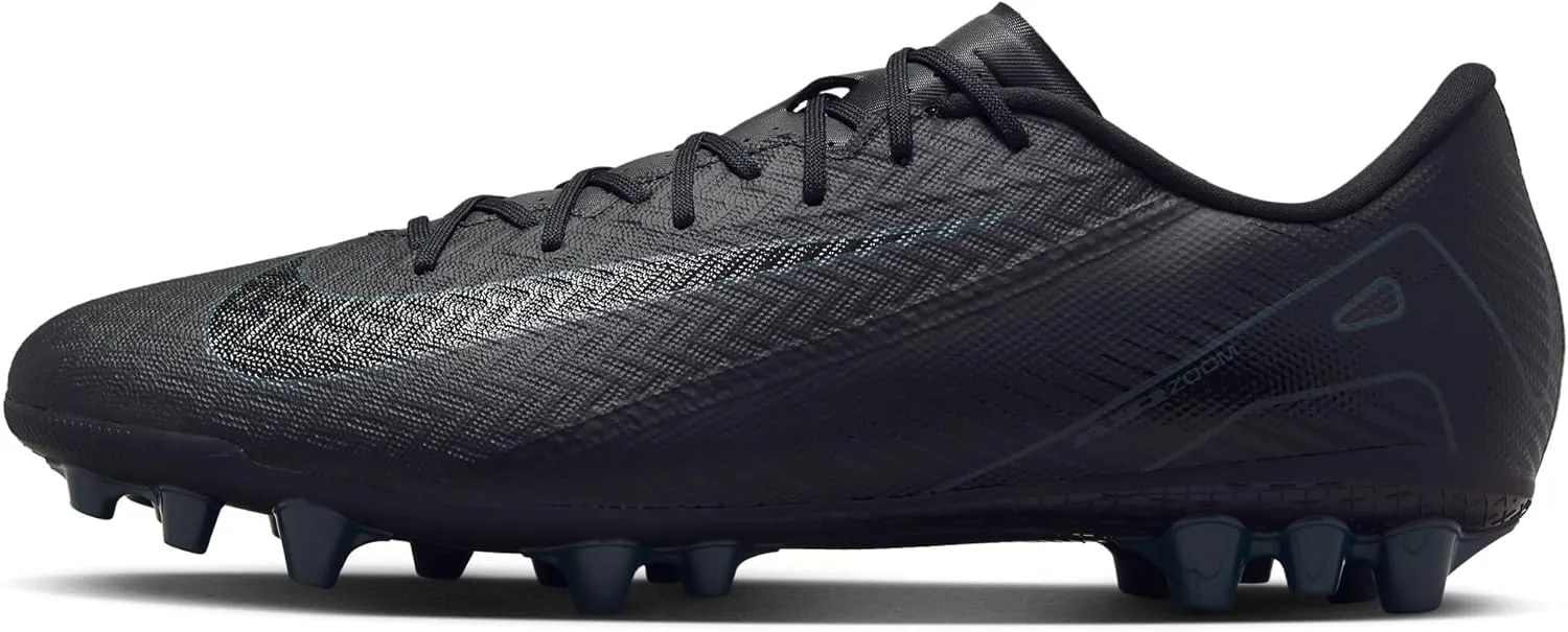 NIKE Men's Sneaker