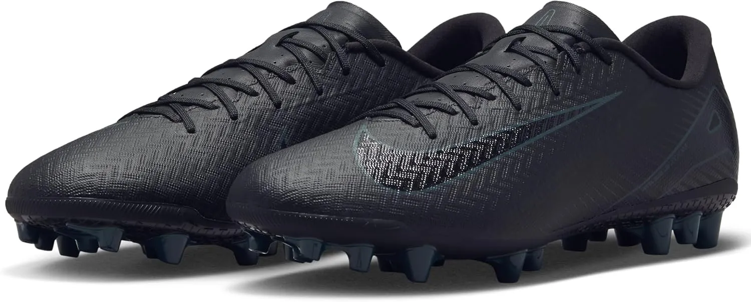 NIKE Men's Sneaker