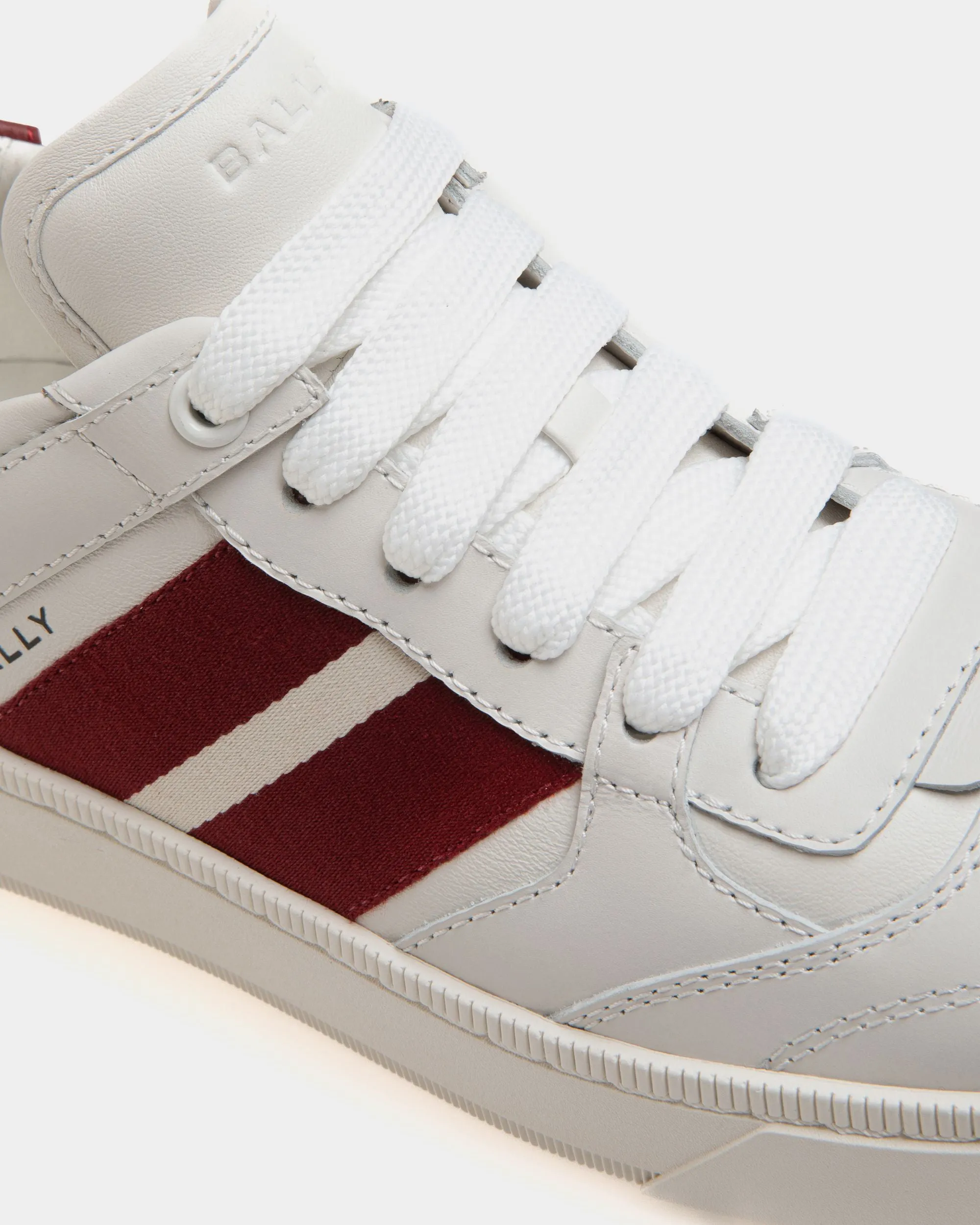 Raise Sneaker In White Leather