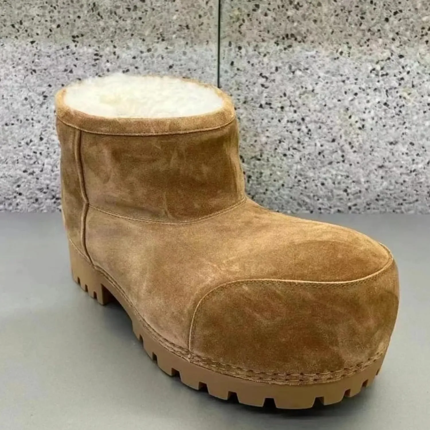 Trending Suede Winter Boots for Women Classic Platform Snow Boots with Memory Foam Insole Comfortable Women's Ankle Boots Anti-Slip Outsole for Outdoor Indoor
