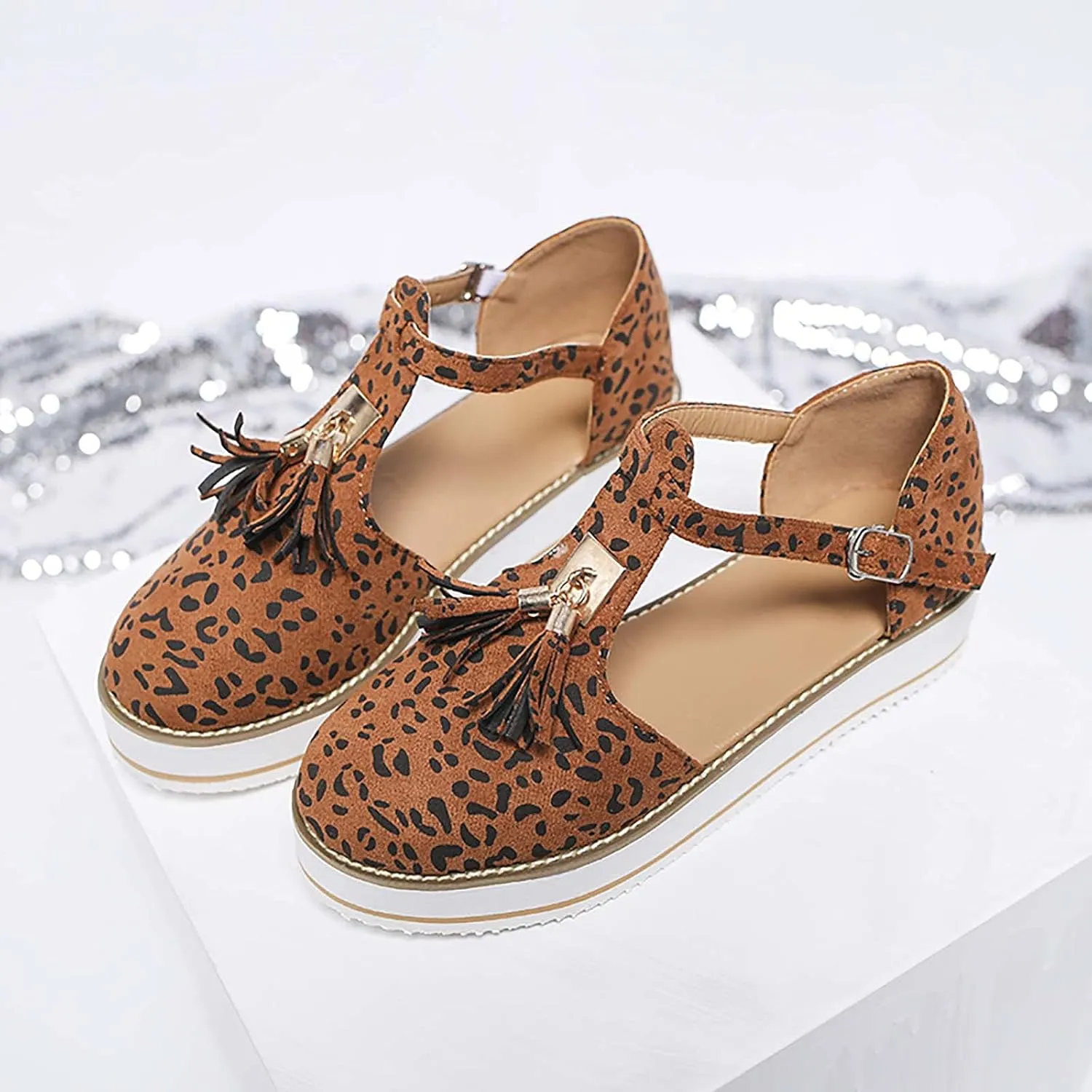Trendy Platform Sandals with Tassels Casual Closed-Toes Ankle Strap Sandal Walking Shoes Comfortable Summer Look