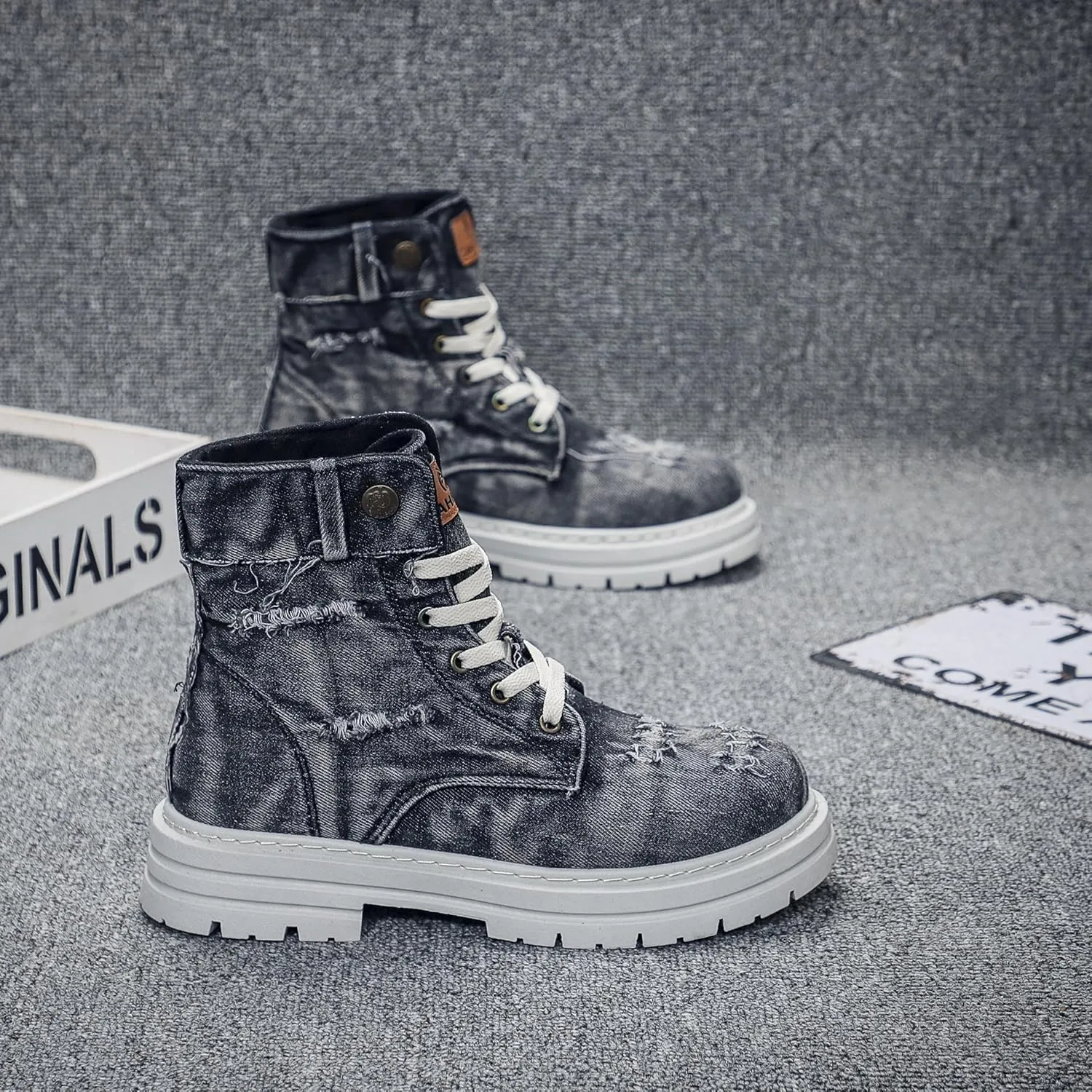 Unisex casual ankle boots fashionable street style with lace-up closure durable PVC sole and EVA lining all-season comfort cowboy boots shoes