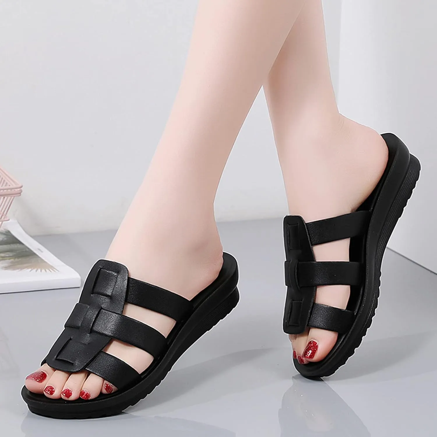 Women Thick Sole Sandals Casual Large Size Beach Shoes Adhesive Anti Slip Slippers Lightweight Seaside Vacation Summer Sandal