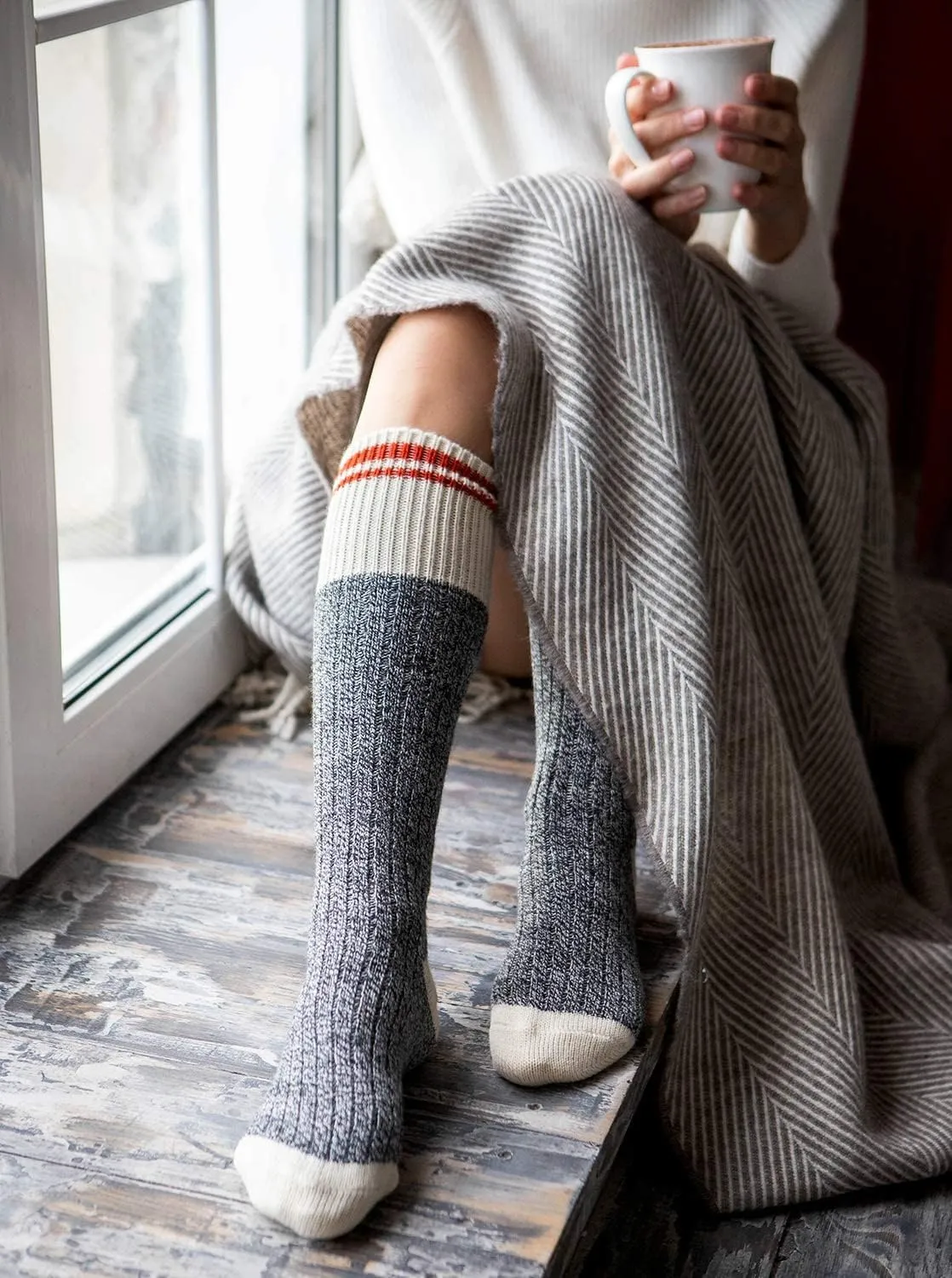 Women’s Cozy Cabin Wool Mid-Calf Socks