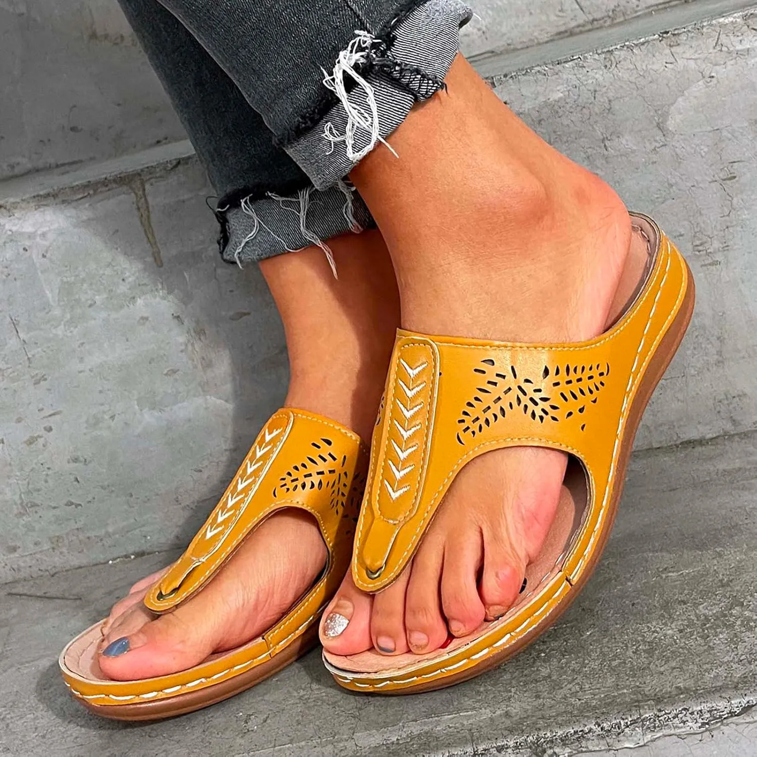 Women's Hollow Out Trendy Sandal Solid Arch Support Summer Slipper Platform Clip Toe Sandals Vacation Orthopedic Shoe