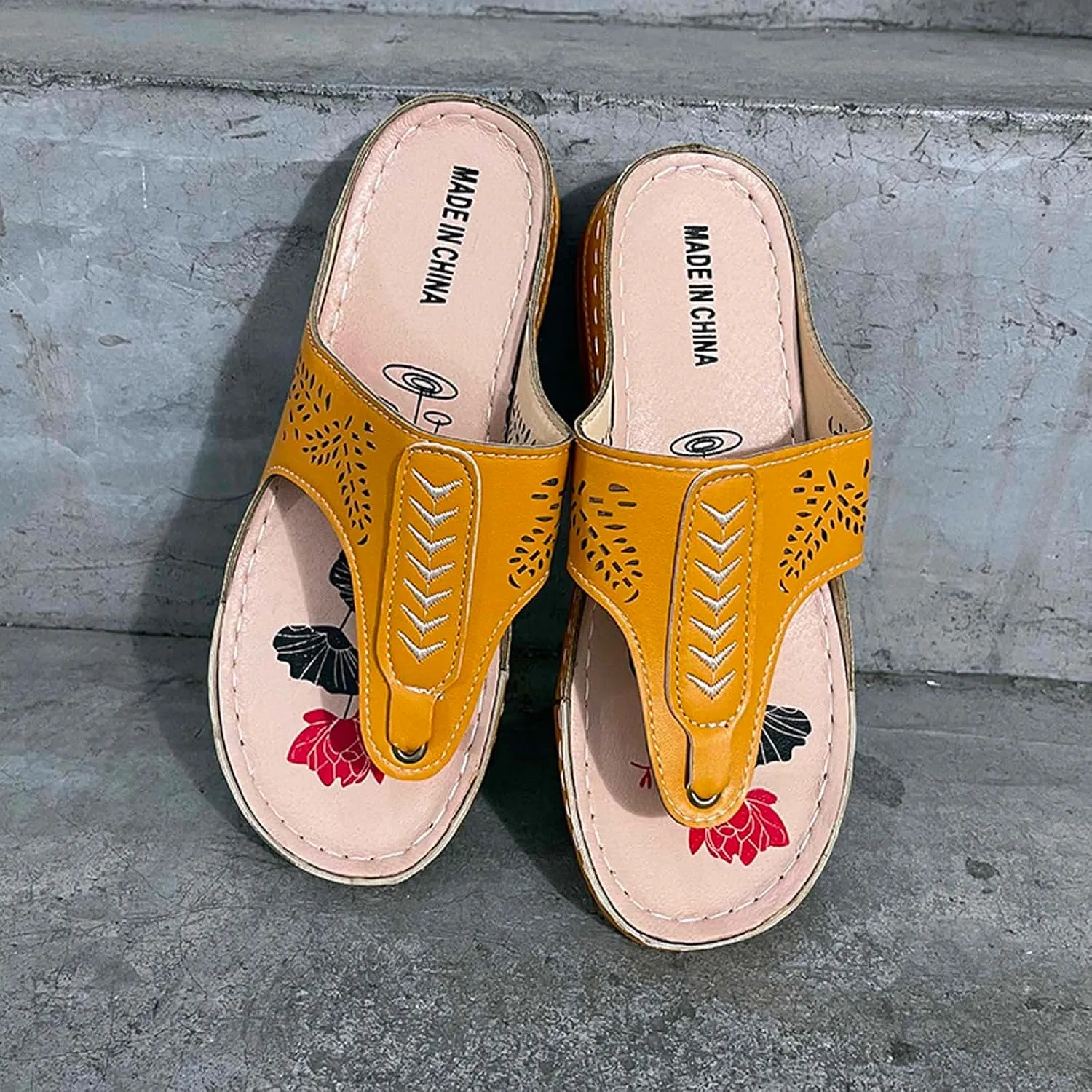 Women's Hollow Out Trendy Sandal Solid Arch Support Summer Slipper Platform Clip Toe Sandals Vacation Orthopedic Shoe