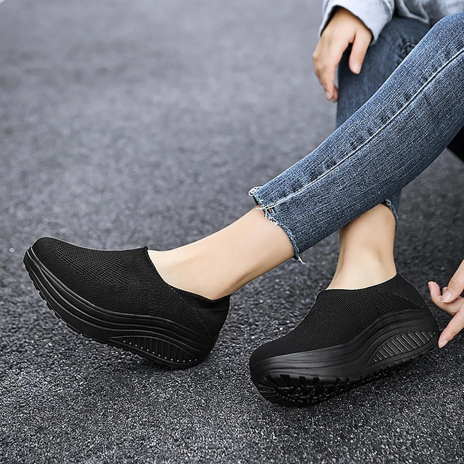 Women's Knitted Platform Slip On Walking Sneakers,Comfort Lightweight Arch Support Non Slip Casual Mesh Breathable Workout Work Shoes