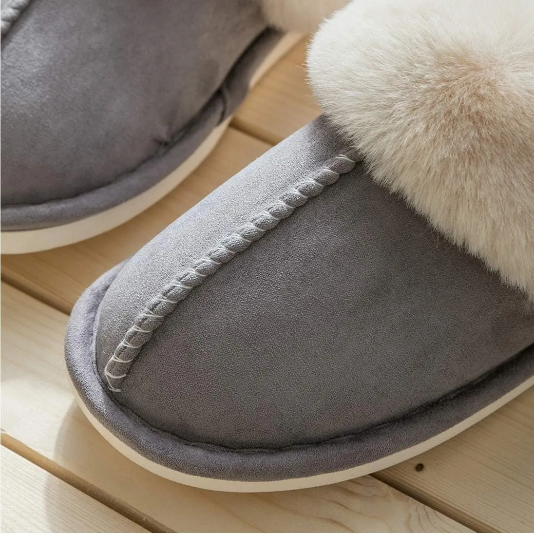 Women's Slippers Soft Plush Winter Warm House Shoes Slip on Memory Foam Fluffy Fur Slippers