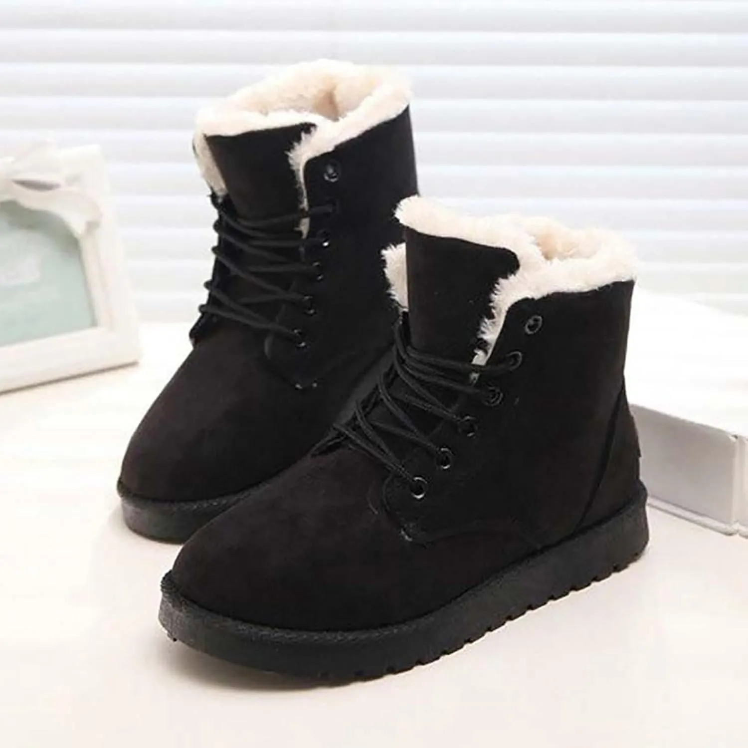 Womens Winter Snow Boots Warm Fur Lined Ankle Boots Classic Fashion Suede Lace Up Booties Casual Anti-Slip Outdoor Comfortable Booties Shoes for Women