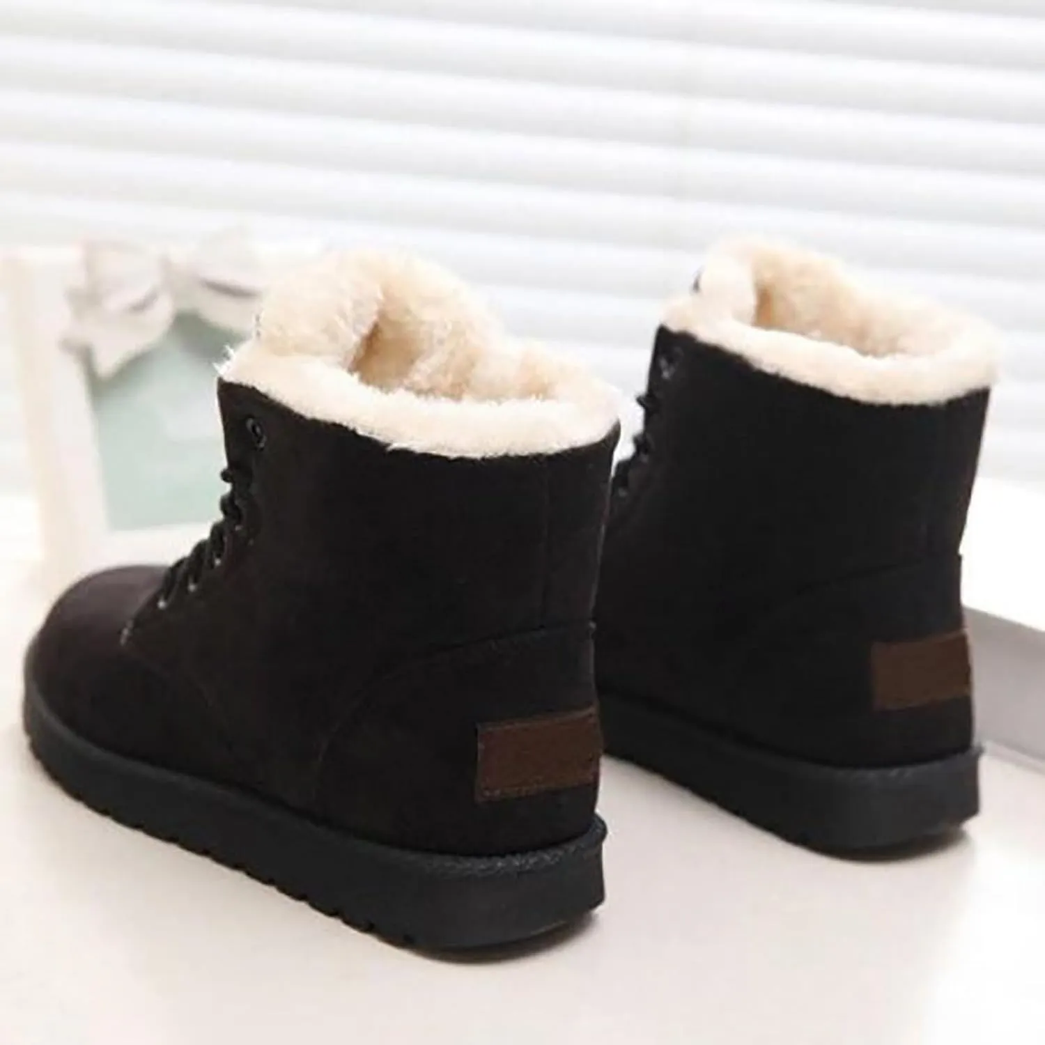 Womens Winter Snow Boots Warm Fur Lined Ankle Boots Classic Fashion Suede Lace Up Booties Casual Anti-Slip Outdoor Comfortable Booties Shoes for Women